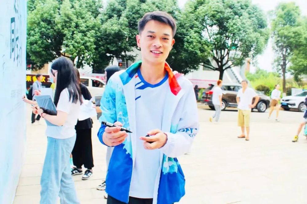 校友图片1